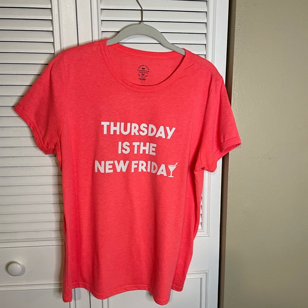 Vineyard vines t-shirt size L